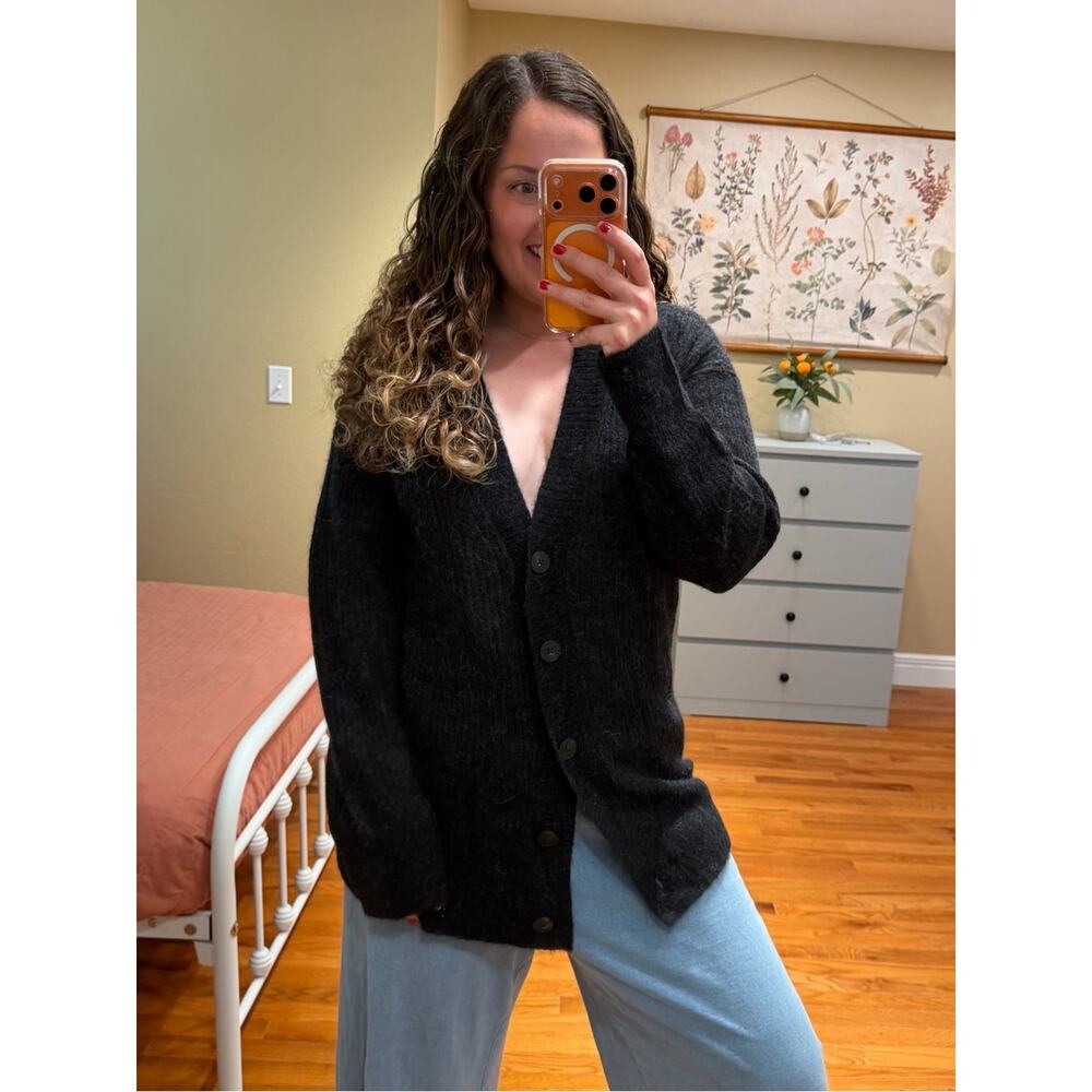 Everlane Cozy Black Charcoal Button-Front Women's Cardigan Sweater Medium - Picture 3 of 14